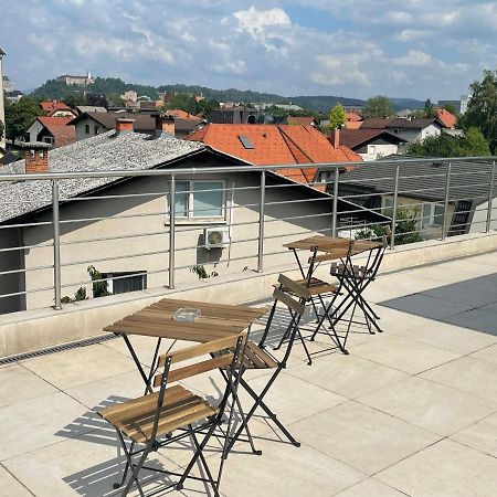 Hello Ljubljana- Green Way Rooms And Studios ภายนอก รูปภาพ
