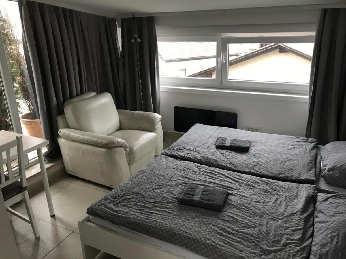 Hello Ljubljana- Green Way Rooms And Studios ภายนอก รูปภาพ